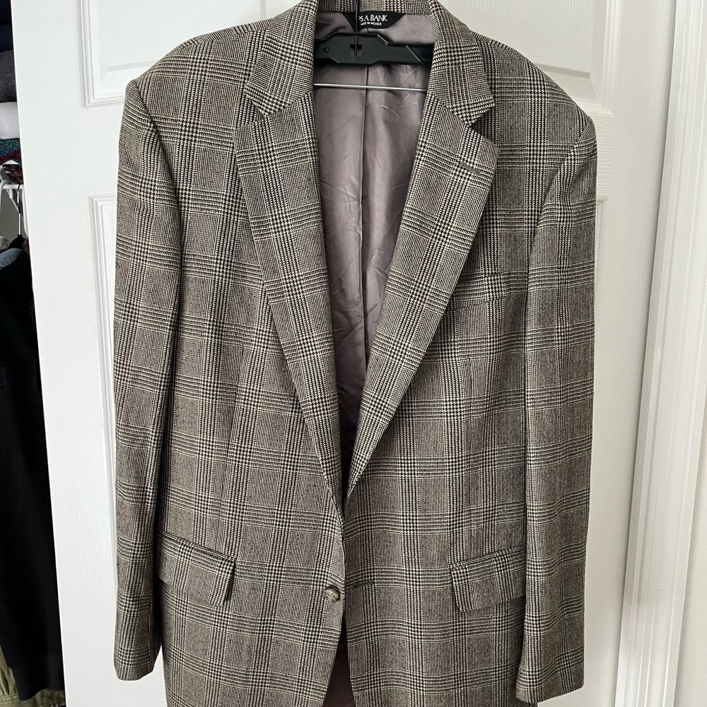Joseph A Banks Blazer